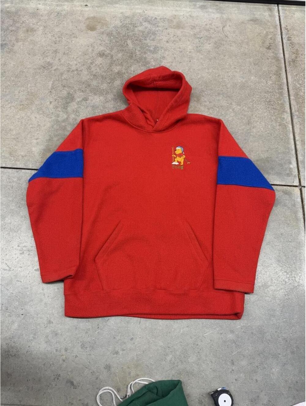 vintage winnie the pooh disney red fleece hoodie size large